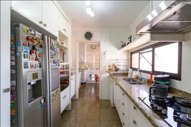 Apartamento com 3 suítes à venda em Moema, São Paulo, por R$ 3.450.000 Imagem 23