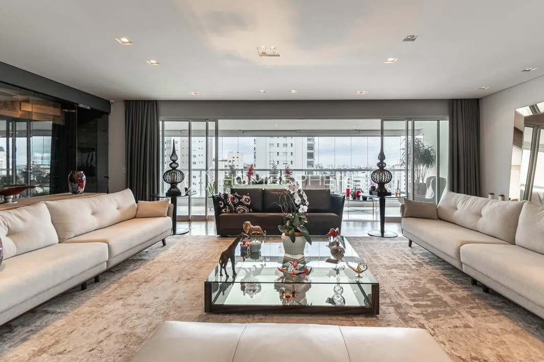 Apartamento com 4 suítes à venda em Campo Belo, São Paulo, por R$ 8.200.000 Imagem 2