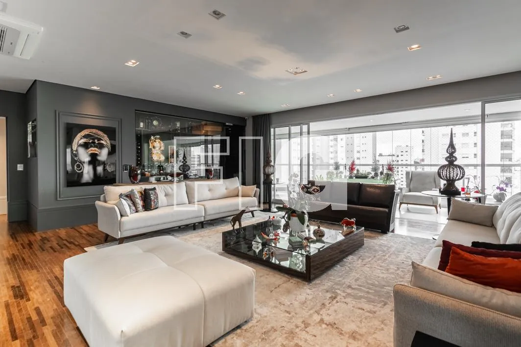 Apartamento com 4 suítes à venda em Campo Belo, São Paulo, por R$ 8.200.000 Imagem 2