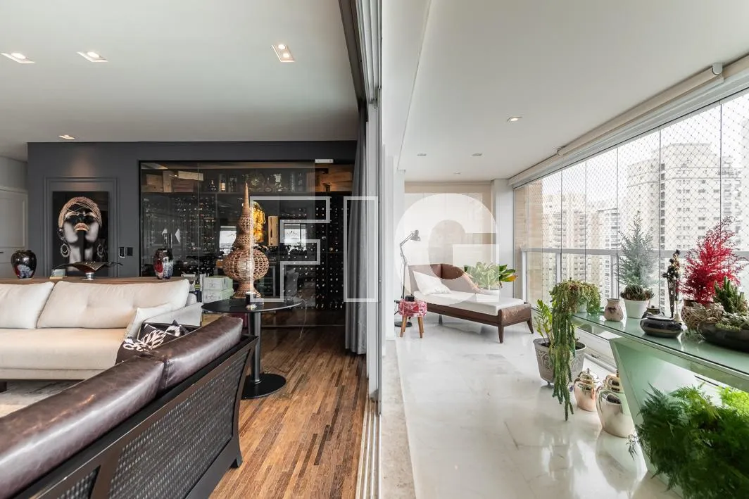 Apartamento com 4 suítes à venda em Campo Belo, São Paulo, por R$ 8.200.000 Imagem 17