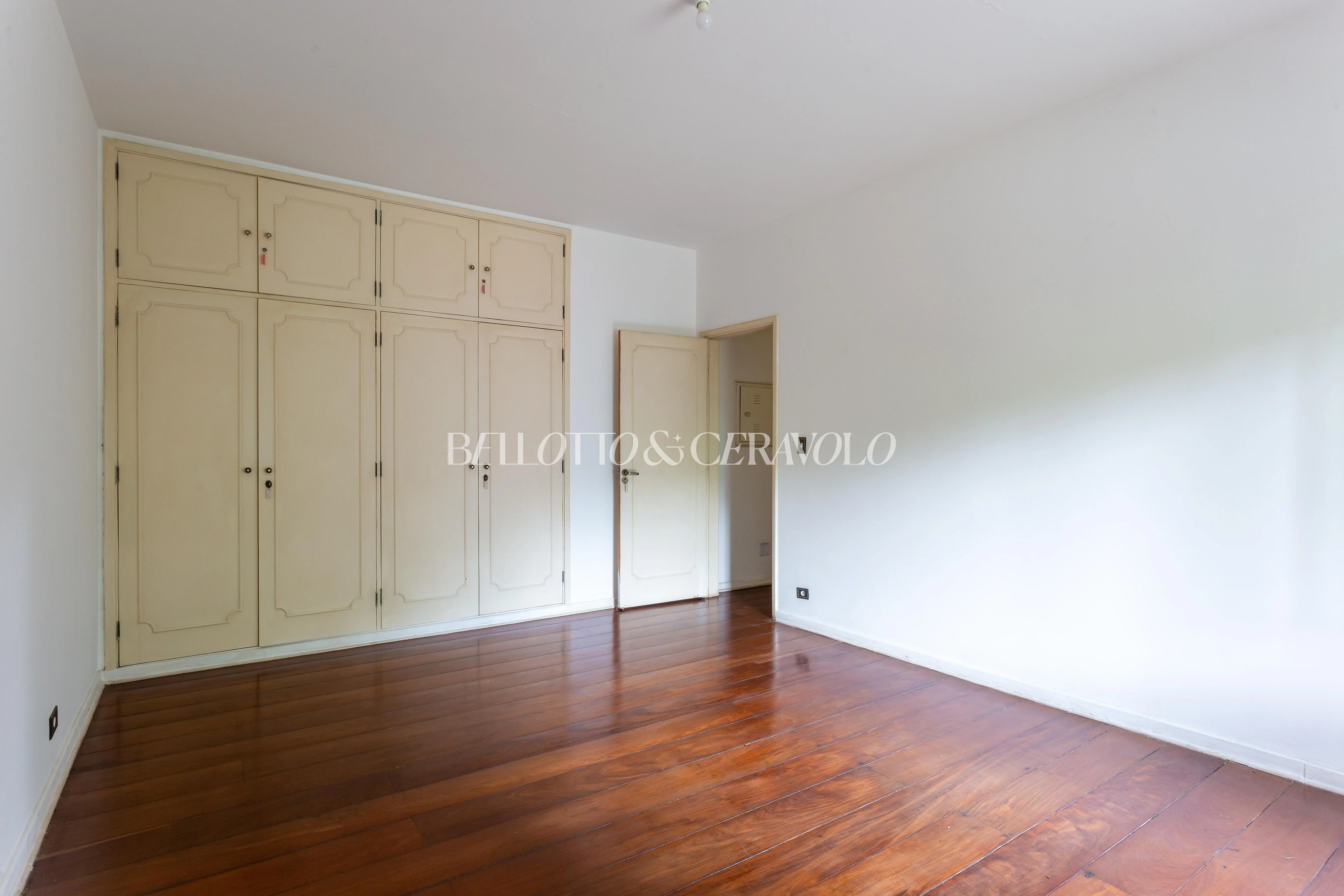 Casa com 1 suítes à venda em Jardim América, São Paulo, por R$ 17.500.000 Imagem 26