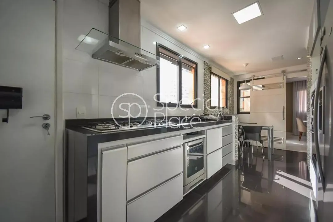Apartamento com 3 suítes à venda em Panamby, São Paulo, por R$ 1.650.000 Imagem 19
