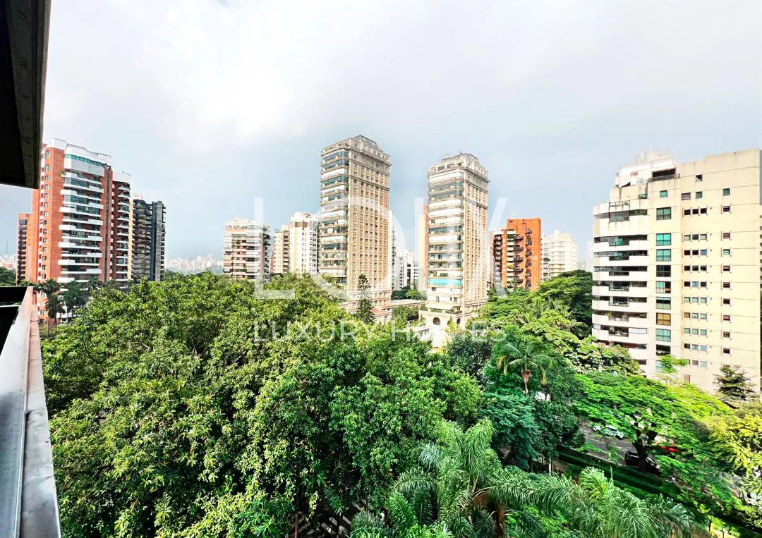 Apartamento com 3 suítes à venda em Vila Nova Conceição, São Paulo, por R$ 25.000.000