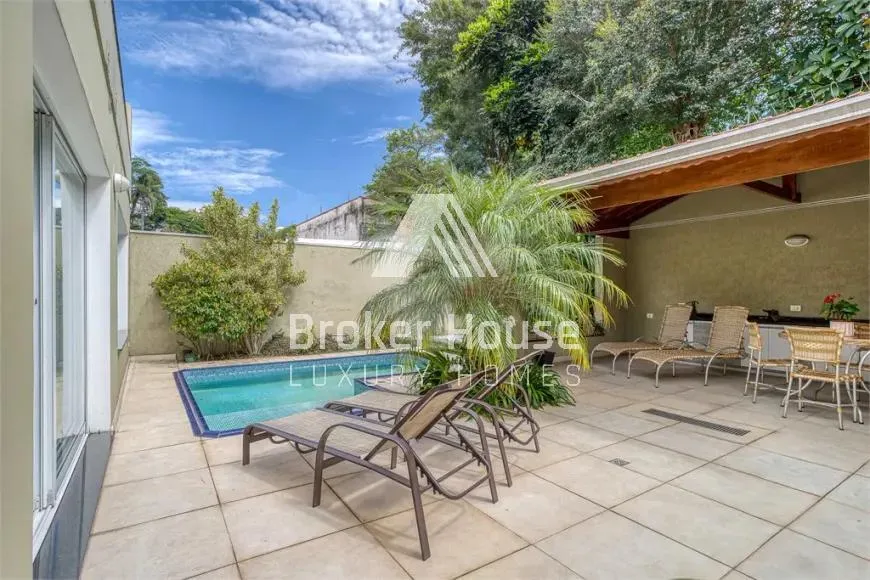 Casa com 3 suítes à venda em Alto da Boa Vista, São Paulo, por R$ 3.330.000 Imagem 3