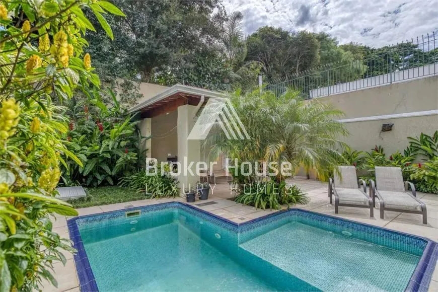 Casa com 3 suítes à venda em Alto da Boa Vista, São Paulo, por R$ 3.330.000