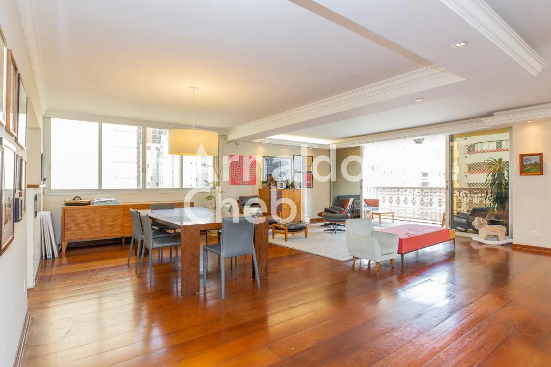 Apartamento com 3 suítes à venda em Itaim Bibi, São Paulo, por R$ 8.900.000