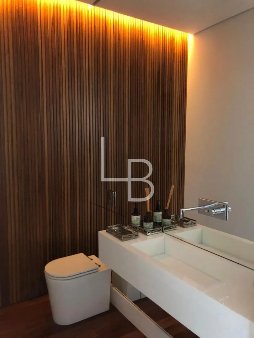 Casa com 2 suítes à venda em Jardim Luzitânia, São Paulo, por R$ 18.000.000 Imagem 11