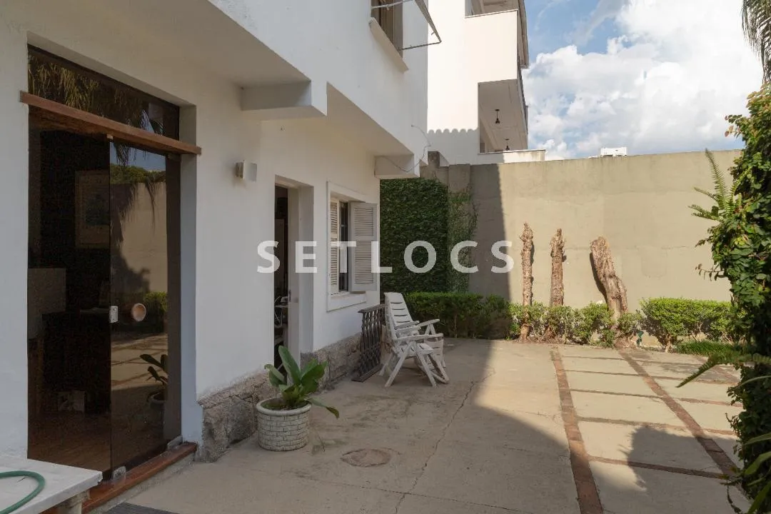 Casa com 2 suítes à venda em Pacaembu, São Paulo, por R$ 2.700.000 Imagem 136