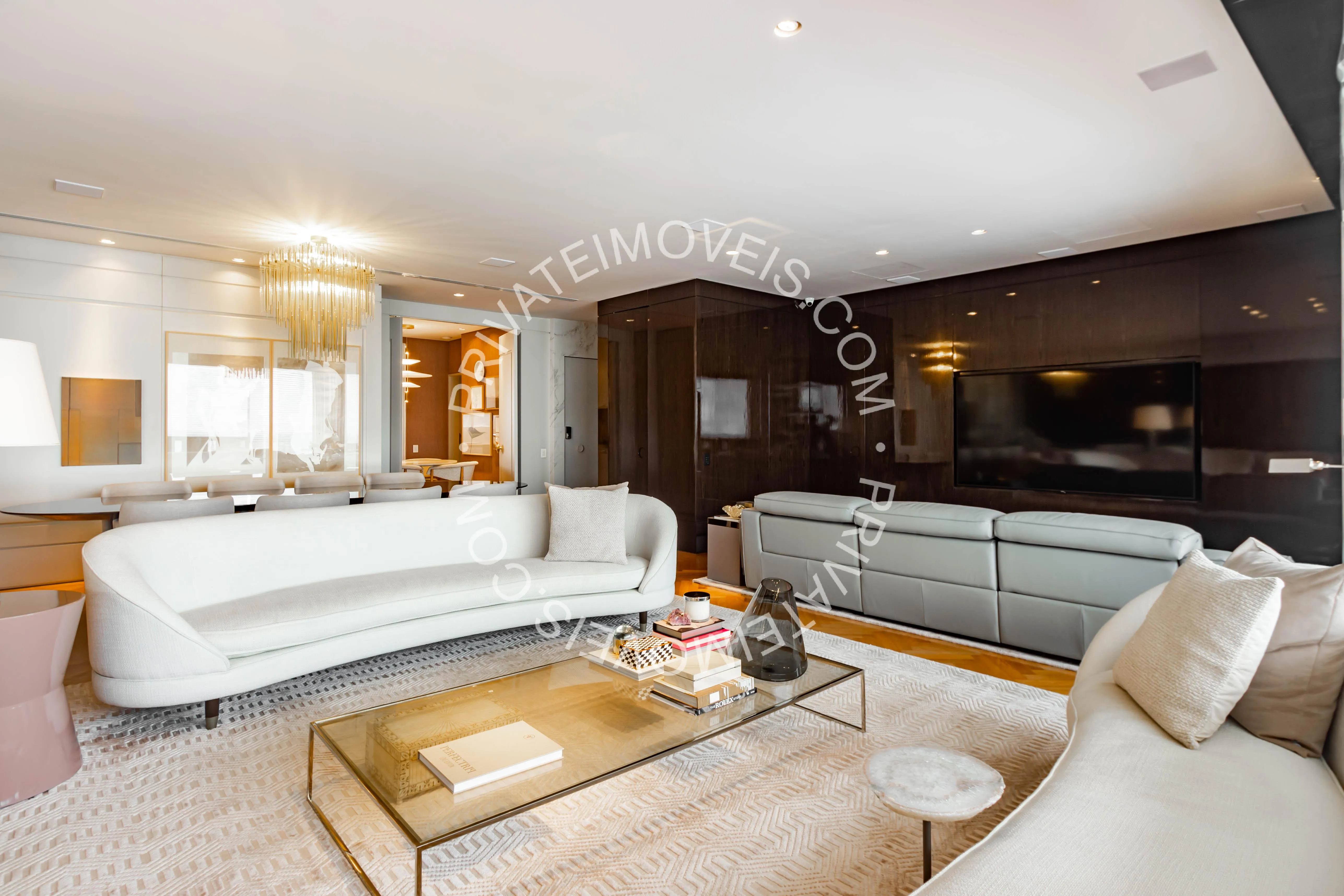 Apartamento com 3 suítes à venda em Itaim Bibi, São Paulo, por R$ 12.000.000 Imagem 2