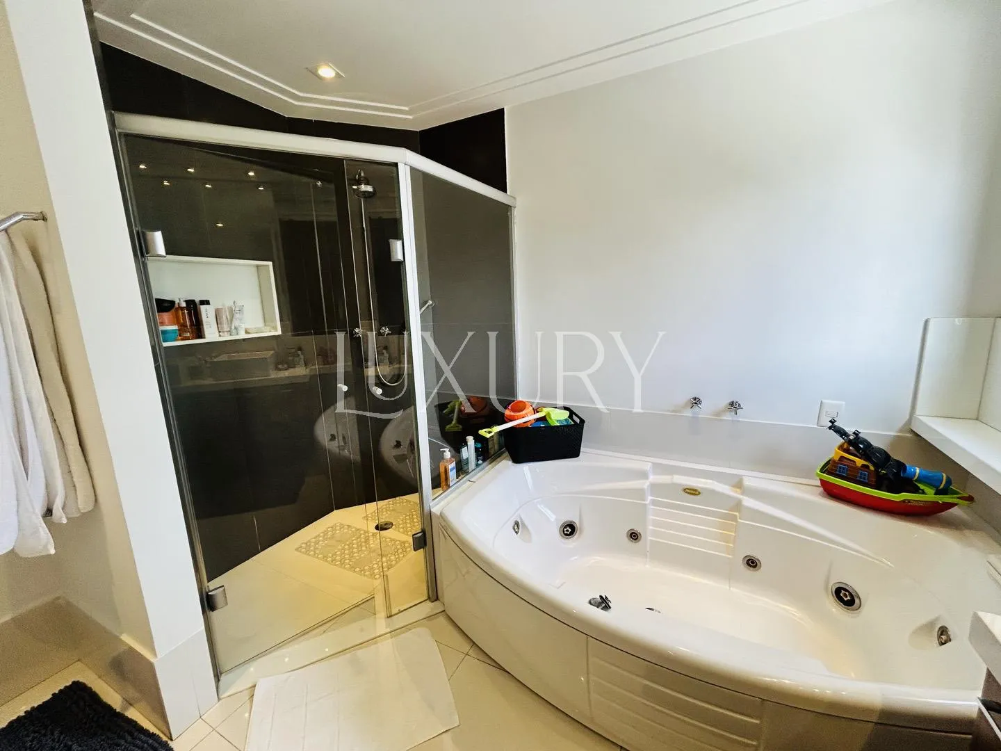 Apartamento com 3 suítes à venda em Moema, São Paulo, por R$ 3.100.000 Imagem 21