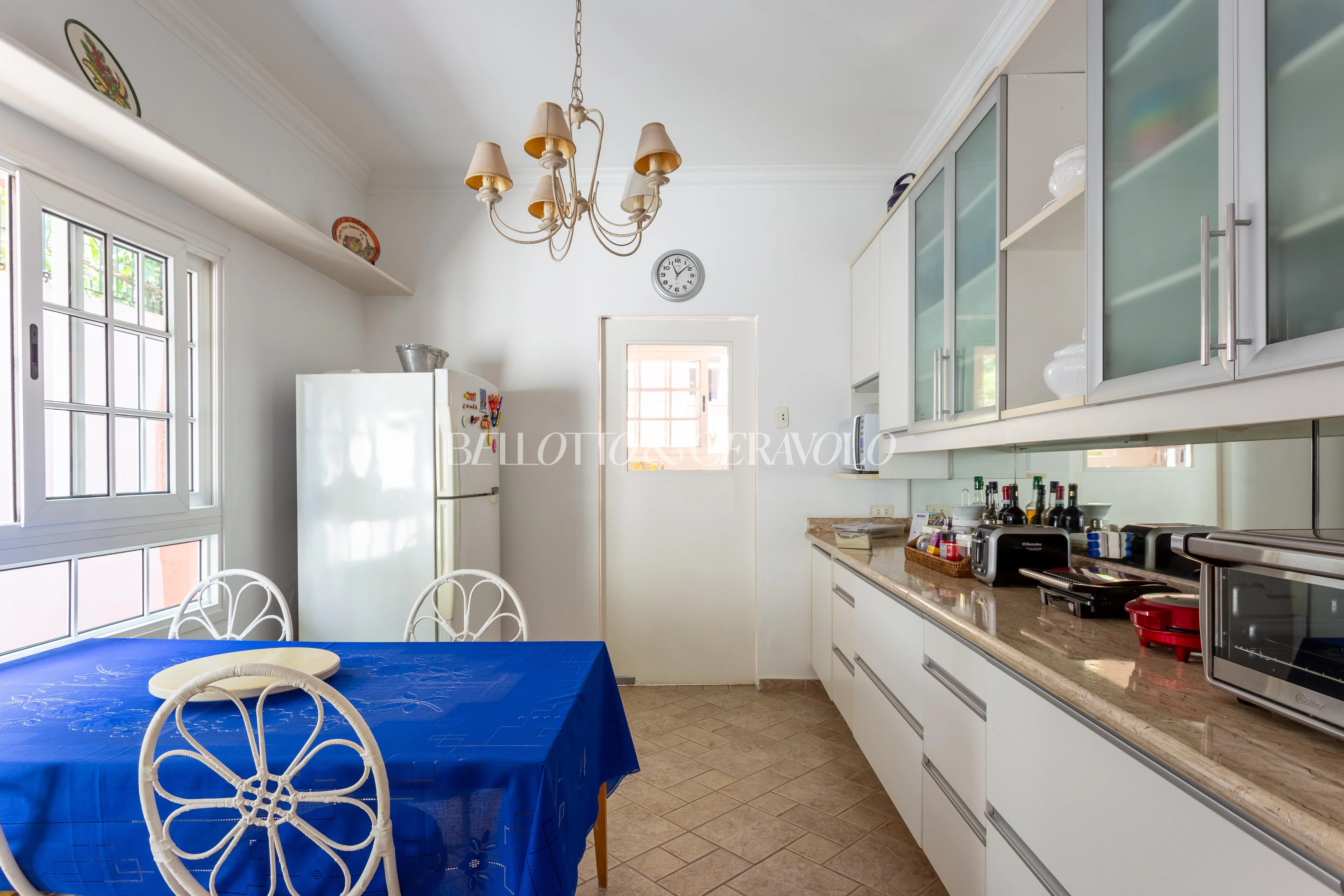 Casa com 2 suítes à venda em Campo Belo, São Paulo, por R$ 7.200.000 Imagem 17