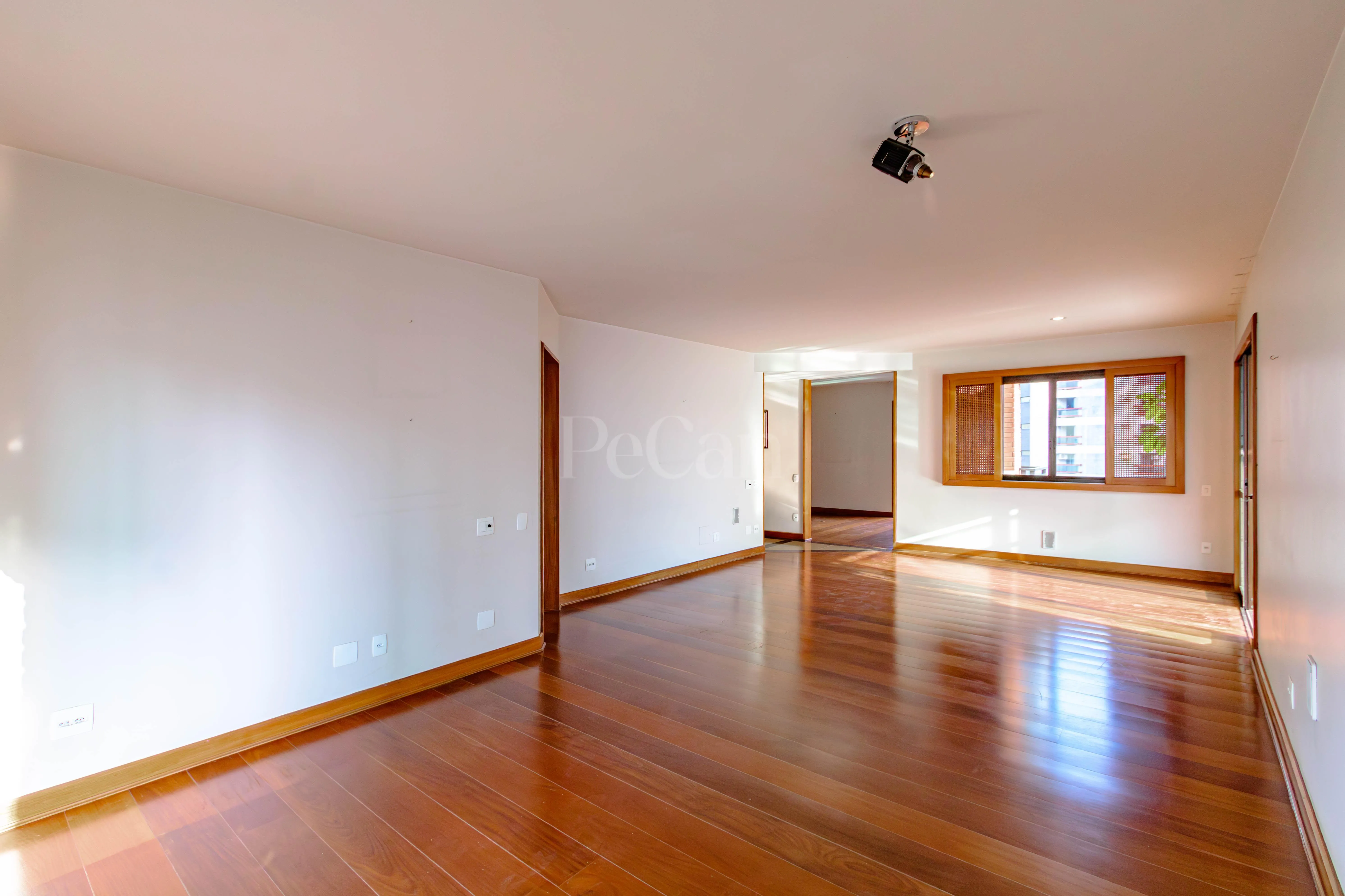 Apartamento com 3 suítes à venda em Moema Pássaros, São Paulo, por R$ 6.000.000 Imagem 4