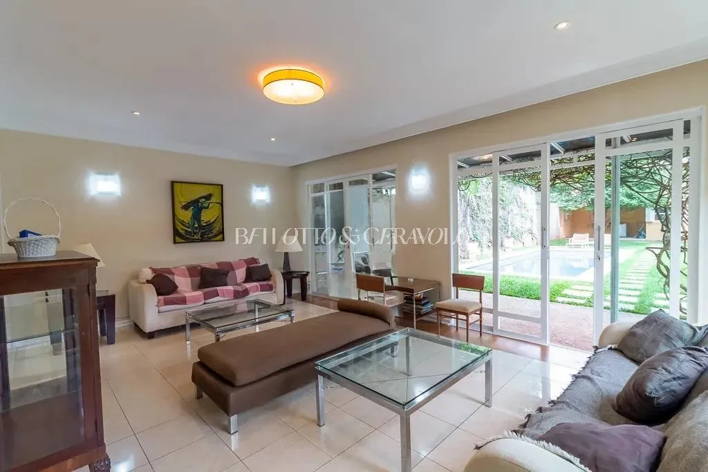 Casa com 4 suítes à venda em Campo Belo, São Paulo, por R$ 3.960.000