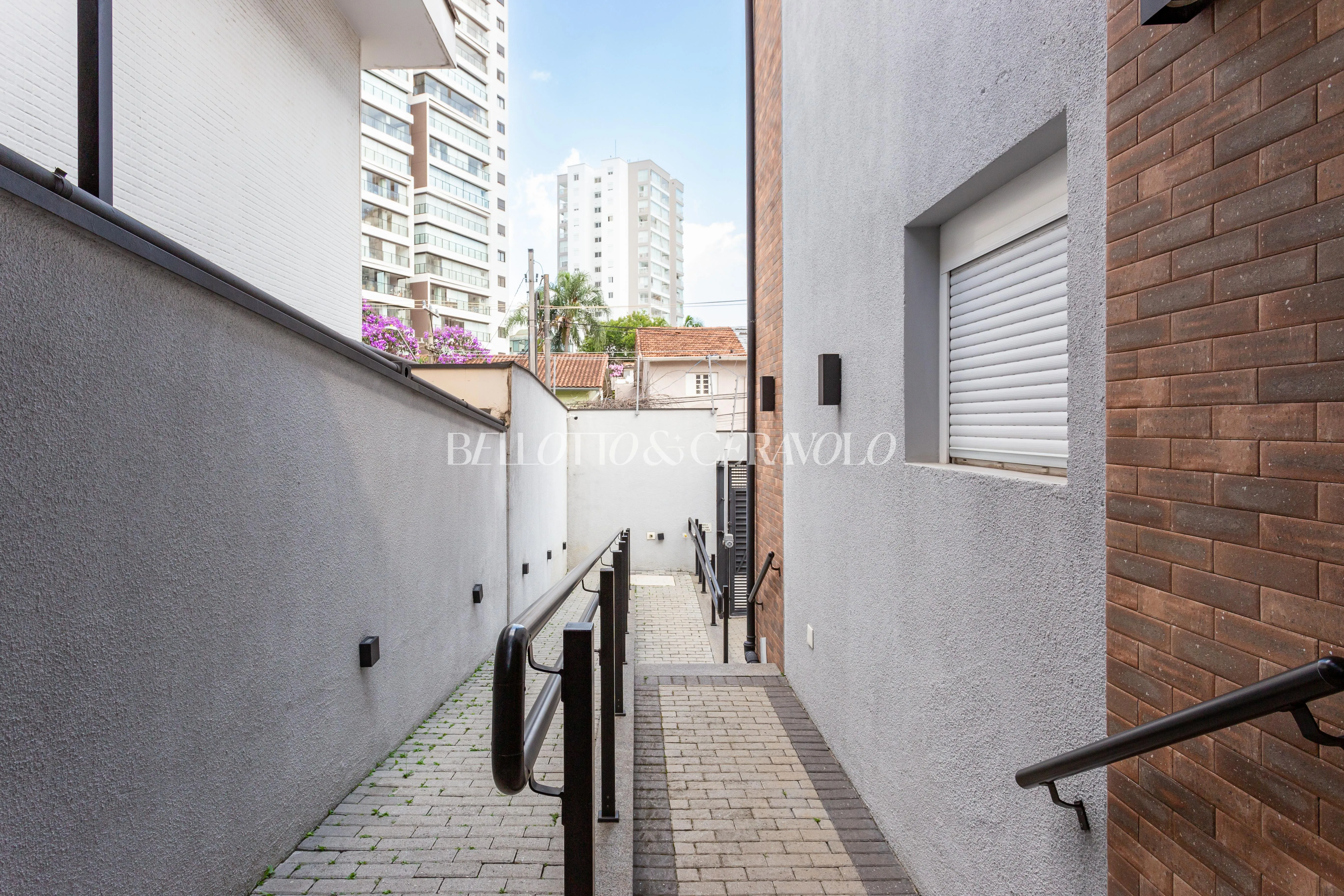 Casa com 10 suítes à venda em Campo Belo, São Paulo, por R$ 4.075.000 Imagem 31