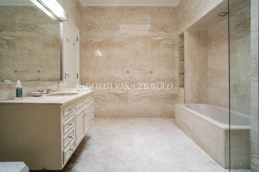 Casa com 3 suítes à venda em Jardim Europa, São Paulo, por R$ 19.000.000 Imagem 34