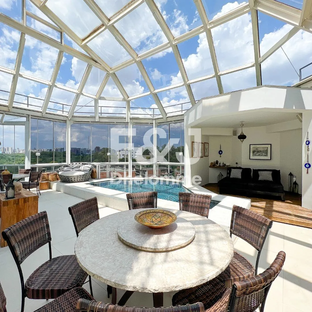 Cobertura com 4 suítes à venda em Vila Nova Conceição, São Paulo, por R$ 16.900.000
