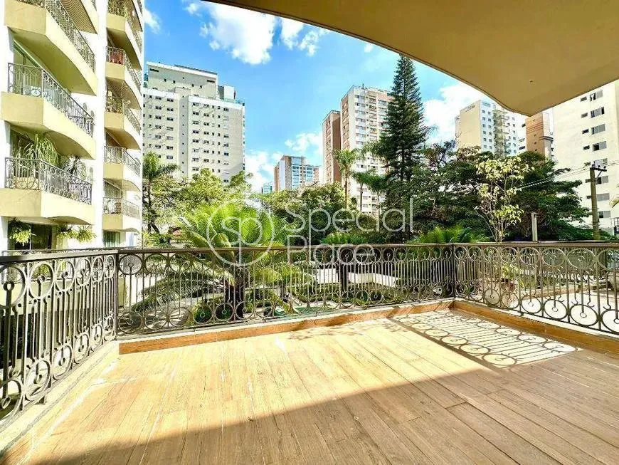 Apartamento com 1 suítes à venda em Campo Belo, São Paulo, por R$ 1.325.000