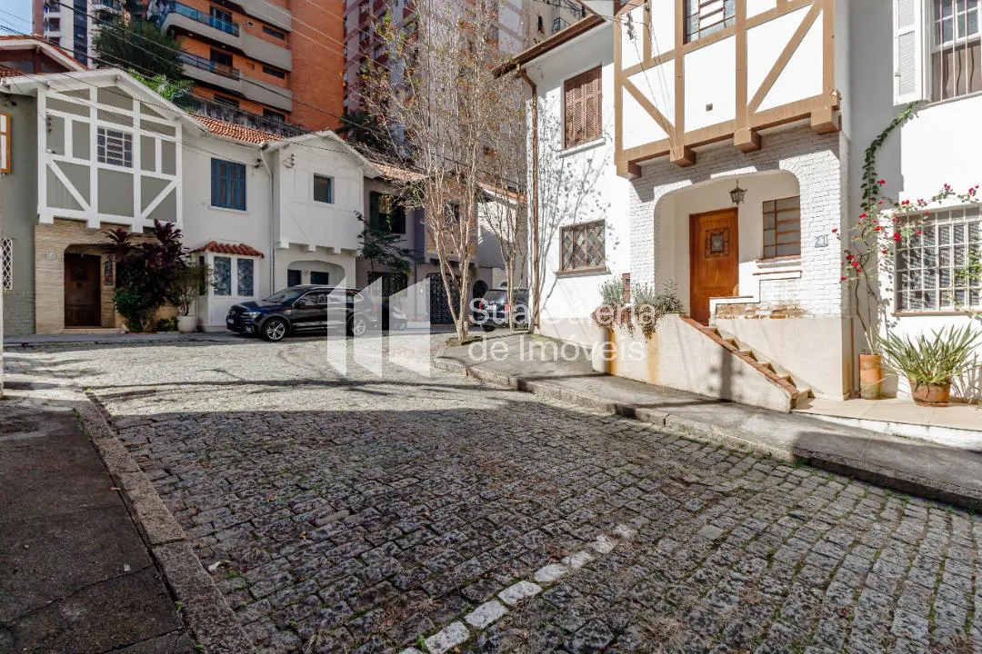 Casa de vila com 1 suítes à venda em Jardins, São Paulo, por R$ 3.200.000 Imagem 2