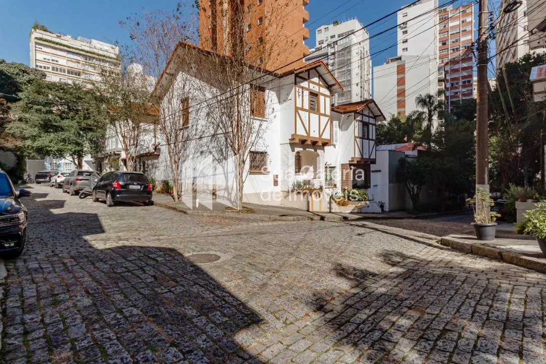 Casa de vila com 1 suítes à venda em Jardins, São Paulo, por R$ 3.200.000