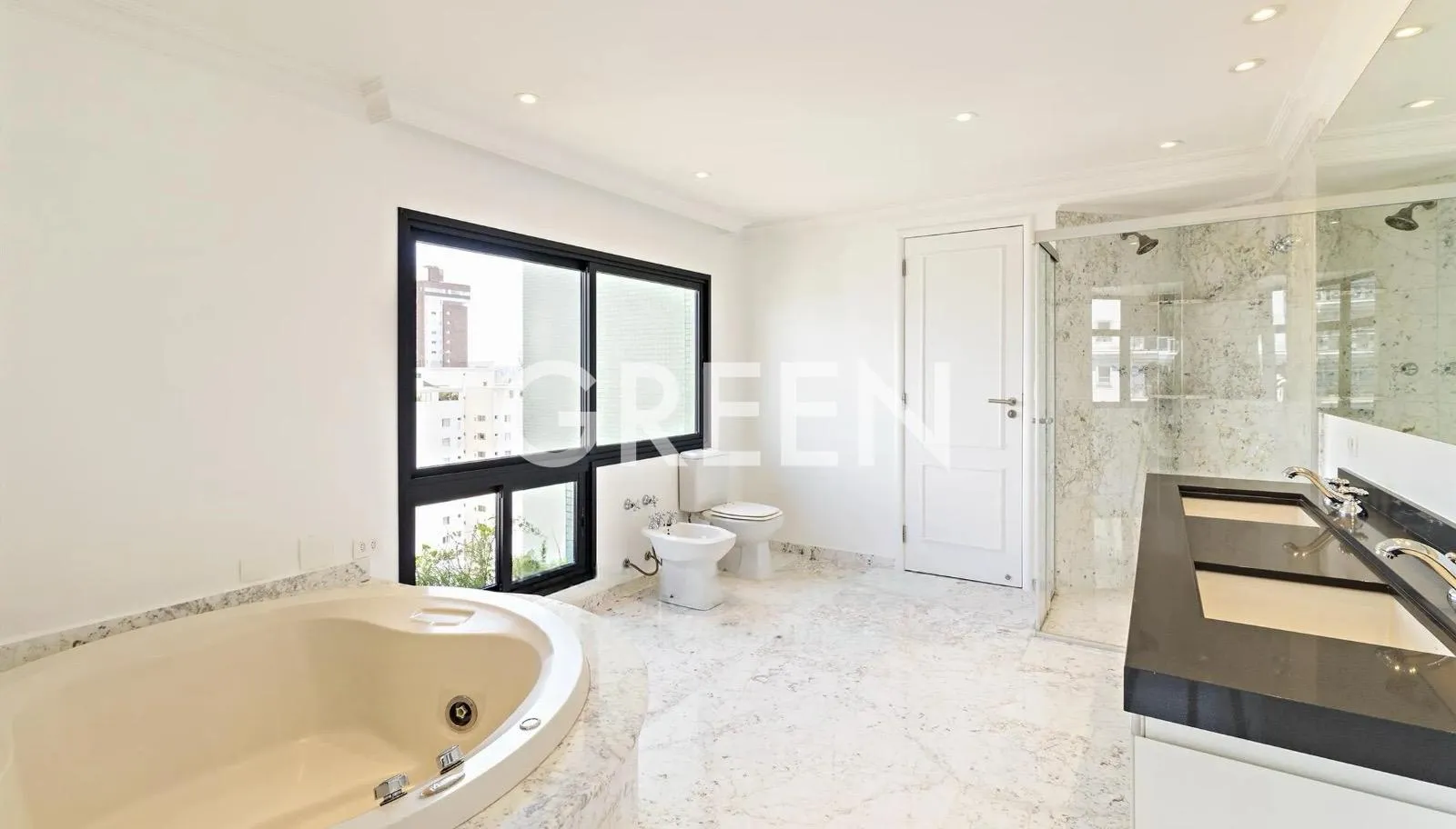 Cobertura com 2 suítes à venda em Moema, São Paulo, por R$ 7.300.000 Imagem 15