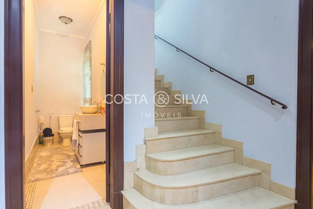 Casa com 2 suítes à venda em Pacaembu, São Paulo, por R$ 5.800.000 Imagem 7