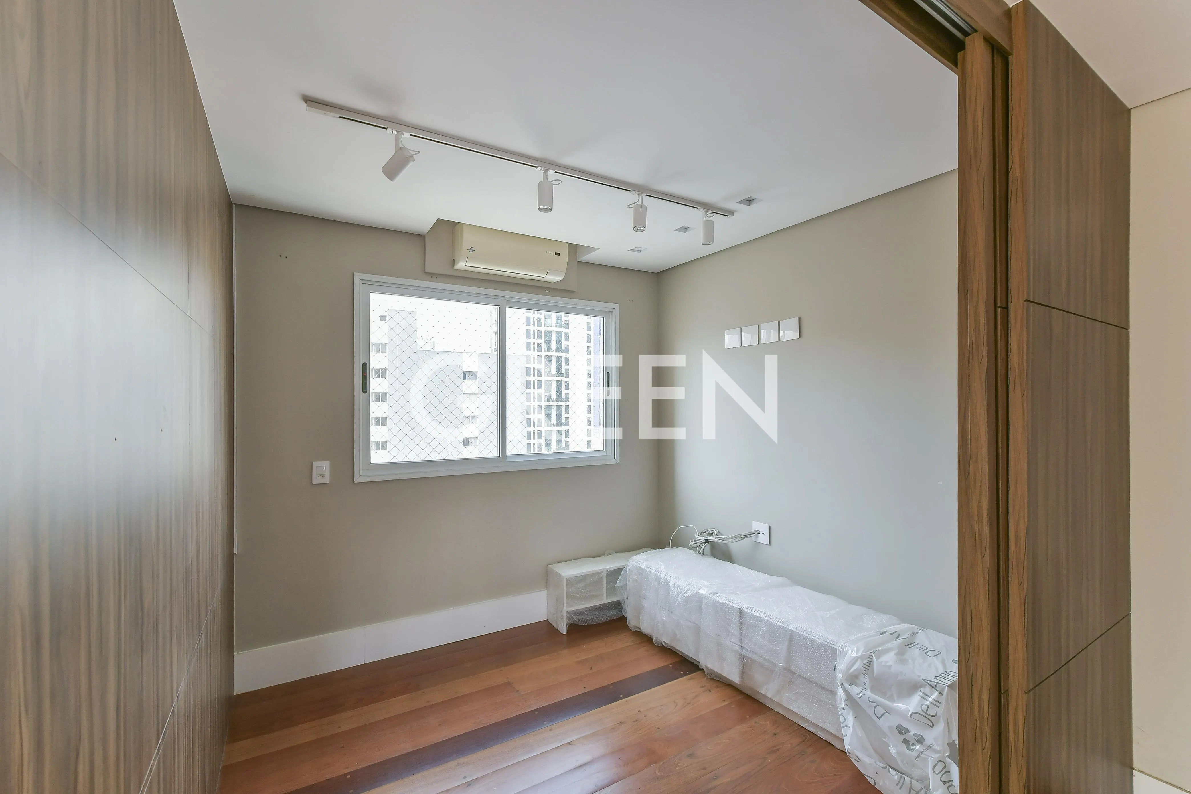 Cobertura com 4 suítes à venda em Moema Pássaros, São Paulo, por R$ 5.500.000 Imagem 8