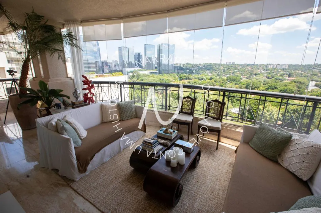 Apartamento com 3 suítes à venda em Itaim Bibi, São Paulo, por R$ 39.000.000