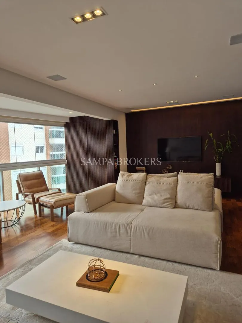 Apartamento com 3 suítes à venda em Vila Olímpia, São Paulo, por R$ 3.300.000 Imagem 4