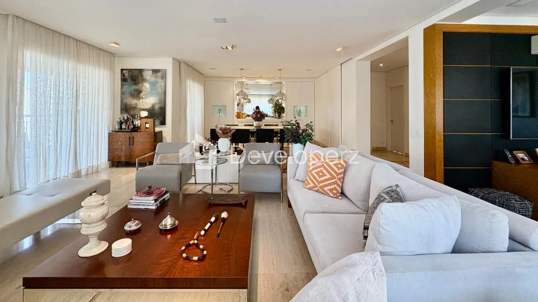 Apartamento com 4 suítes à venda em Moema, São Paulo, por R$ 9.600.000 Imagem 8