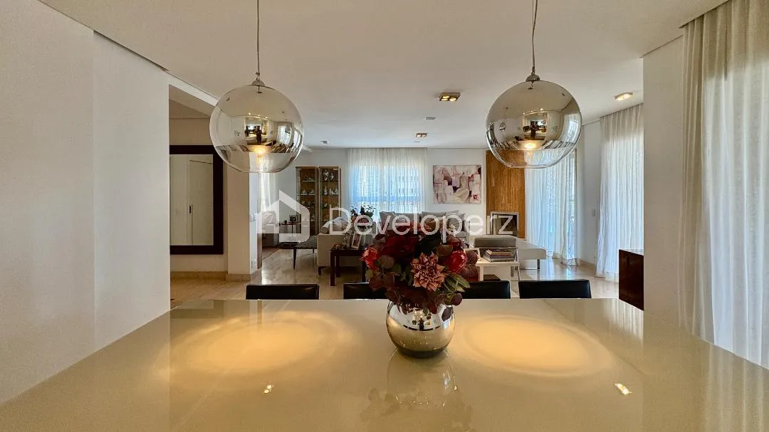 Apartamento com 4 suítes à venda em Moema, São Paulo, por R$ 9.600.000 Imagem 4