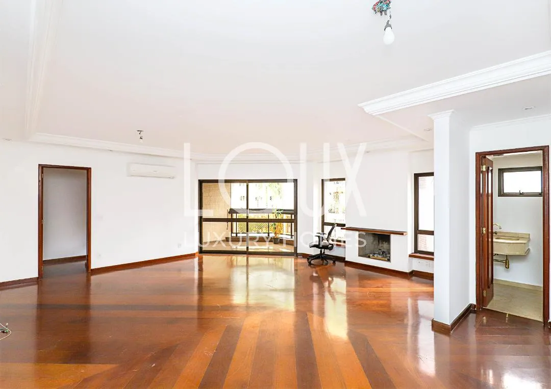 Apartamento com 3 suítes à venda em Moema Pássaros, São Paulo, por R$ 2.100.000