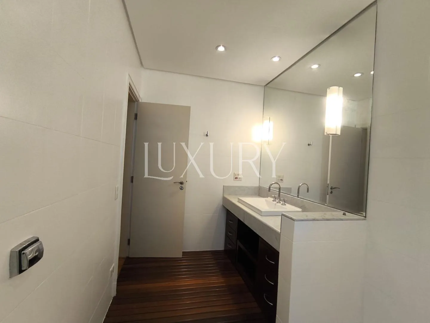 Apartamento com 3 suítes à venda em Jardim Paulista, São Paulo, por R$ 7.500.000 Imagem 31