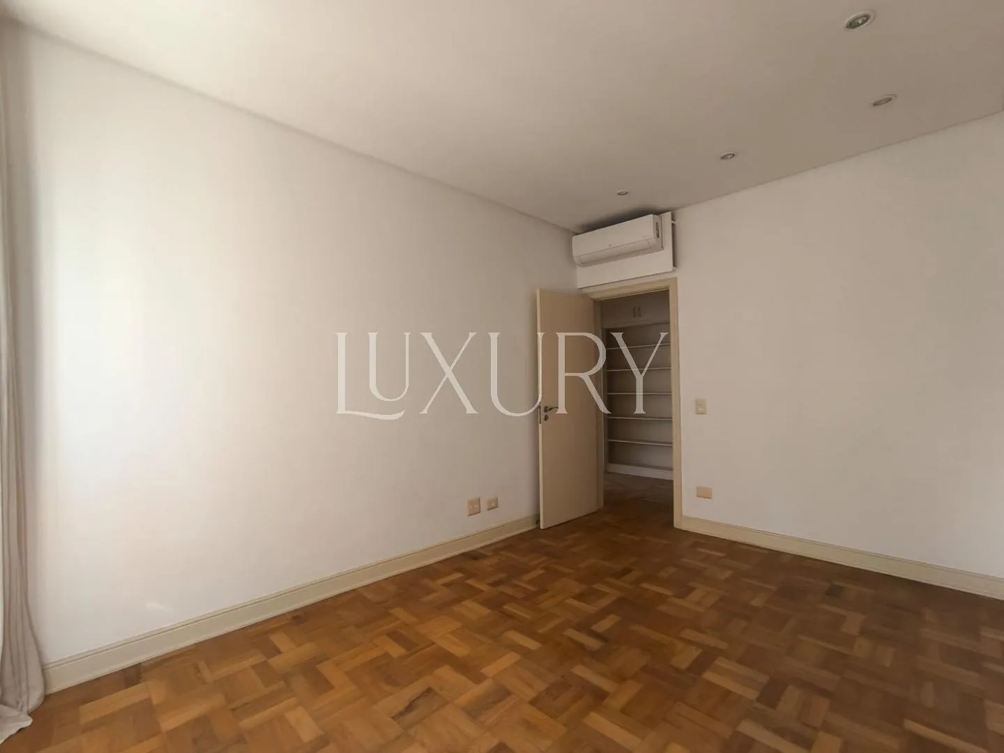 Apartamento com 3 suítes à venda em Jardim Paulista, São Paulo, por R$ 7.500.000 Imagem 35