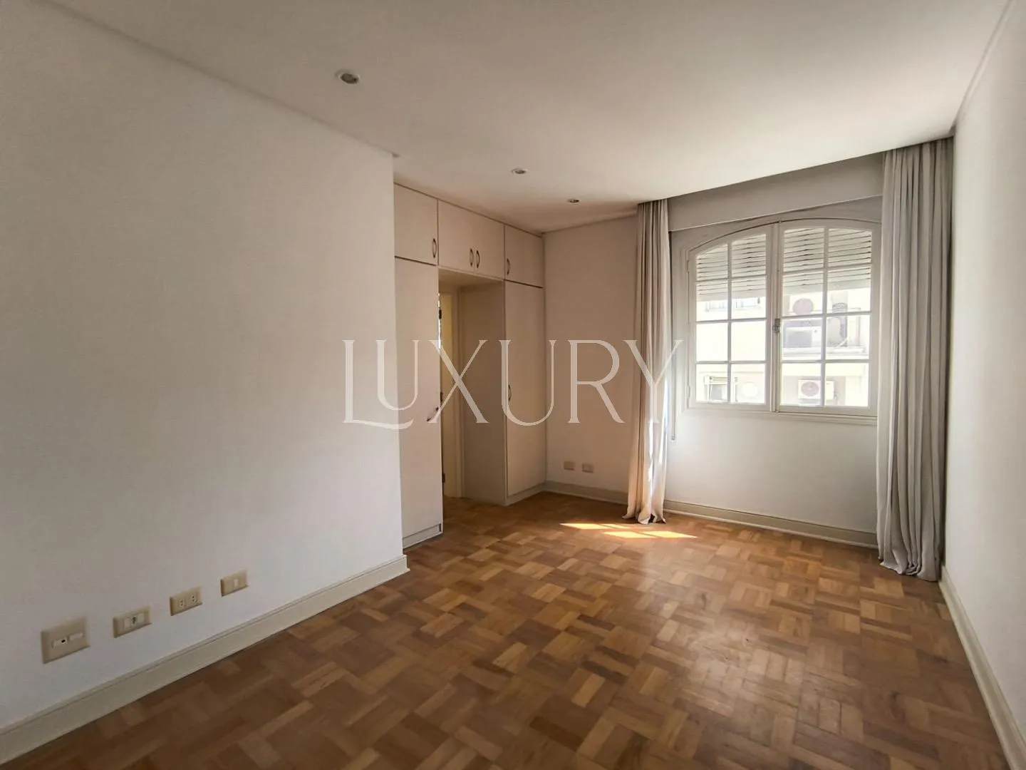 Apartamento com 3 suítes à venda em Jardim Paulista, São Paulo, por R$ 7.500.000 Imagem 32