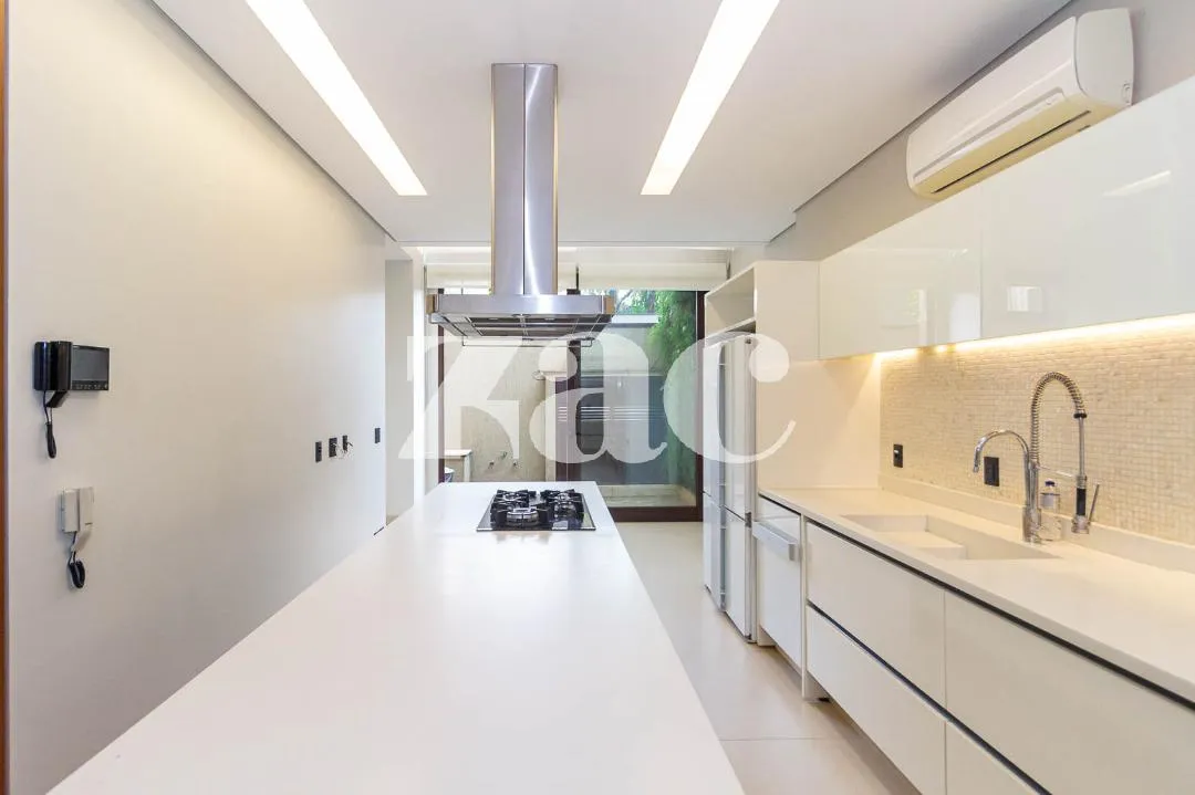 Casa com 3 suítes à venda em Vila Nova Conceição, São Paulo, por R$ 12.000.000 Imagem 19