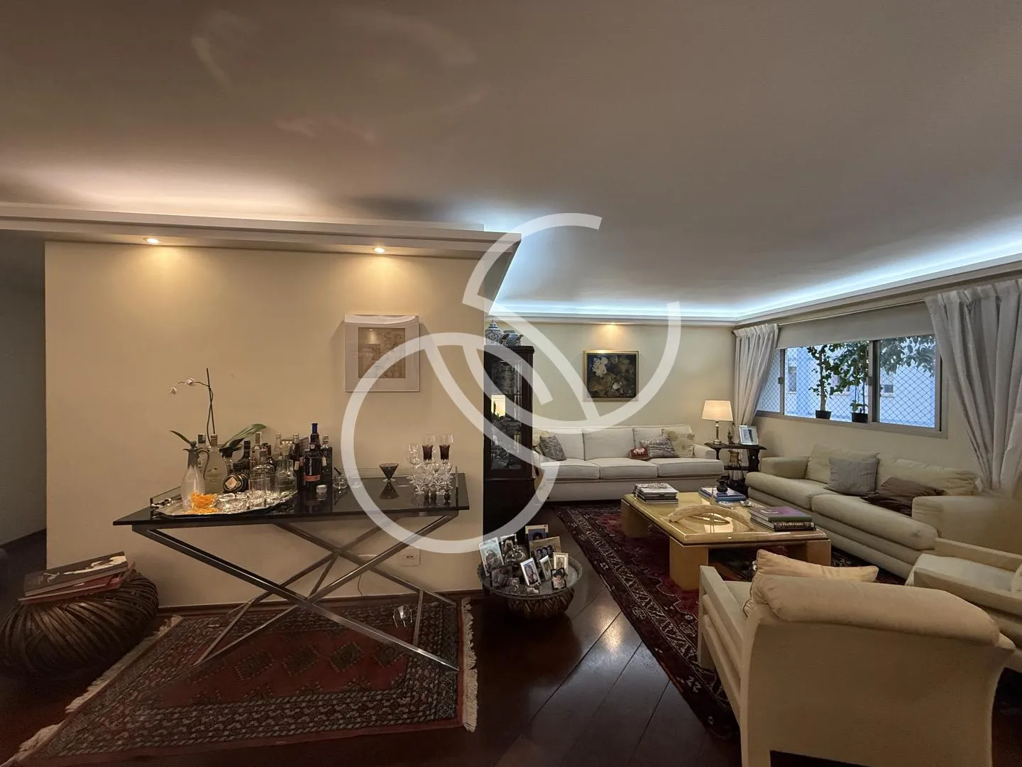 Apartamento com 1 suítes à venda em Jardim América, São Paulo, por R$ 2.350.000