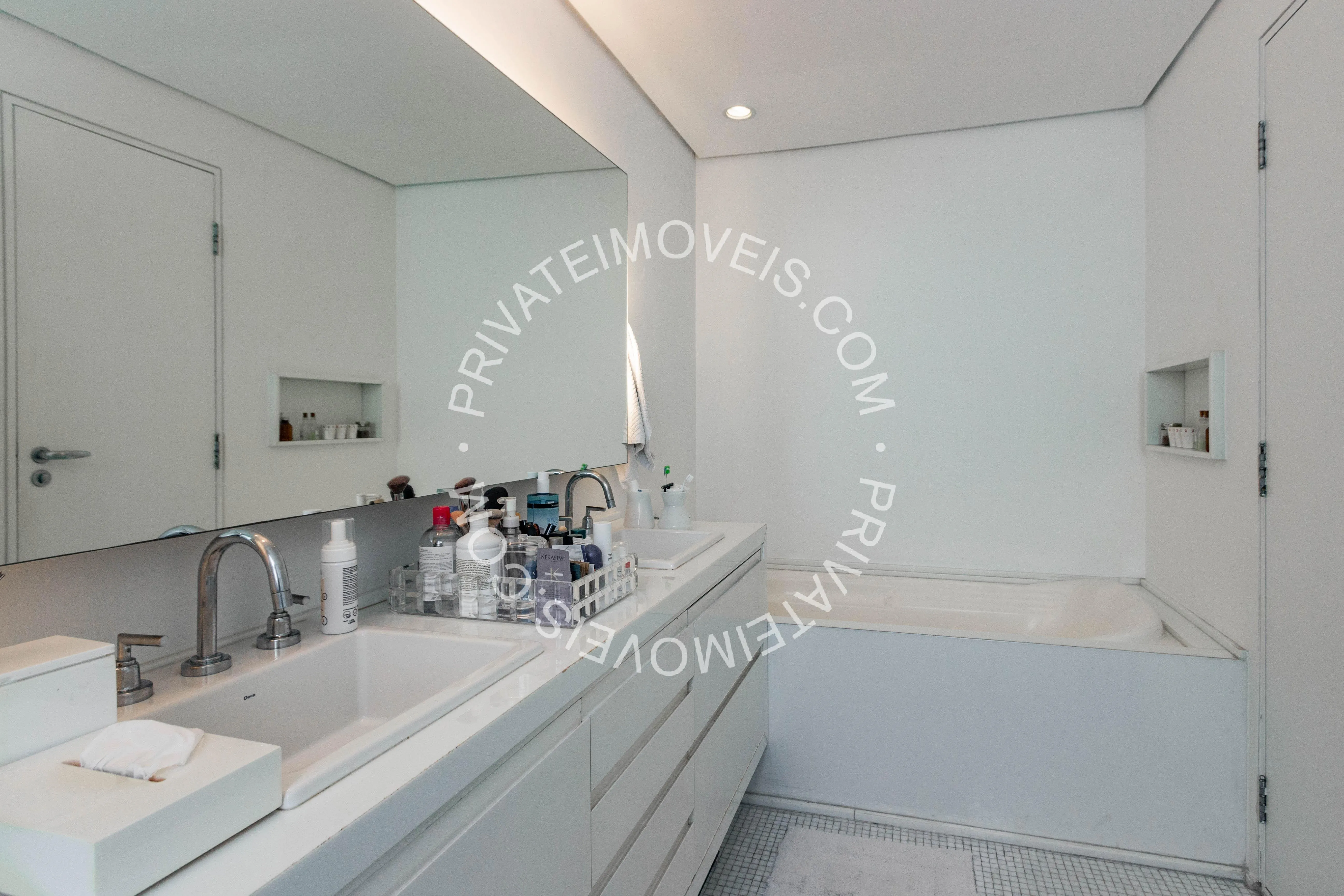 Apartamento com 3 suítes à venda em Itaim Bibi, São Paulo, por R$ 4.200.000 Imagem 20