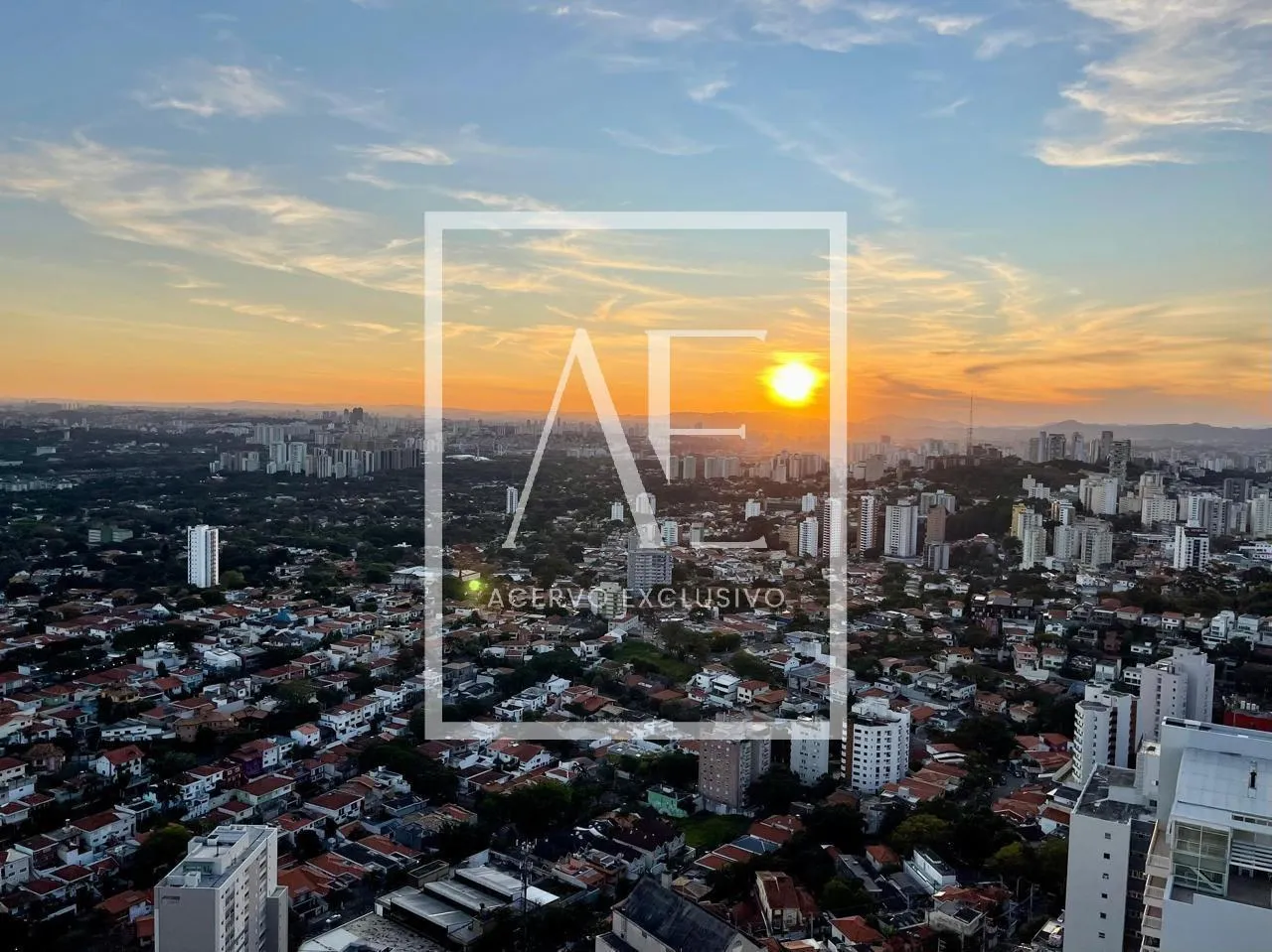 Apartamento com 3 suítes à venda em Vila Madalena, São Paulo, por R$ 3.992.000