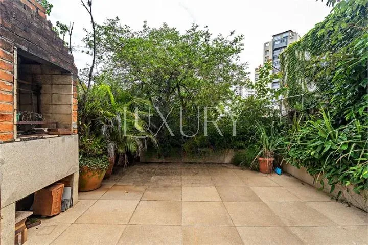 Property Image 0