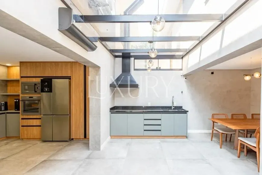 Casa com 1 suítes à venda em Alto de Pinheiros, São Paulo, por R$ 2.290.000 Imagem 14