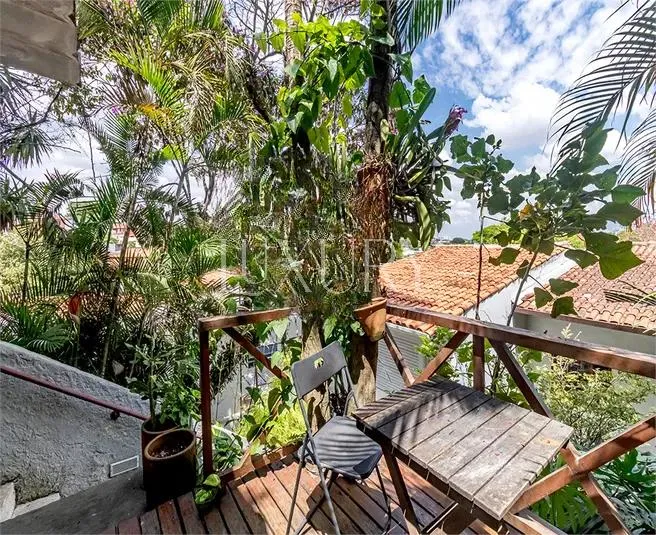 Casa com 2 suítes à venda em Vila Madalena, São Paulo, por R$ 1.890.000