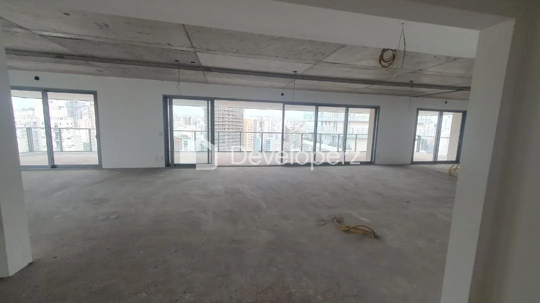 Apartamento com 3 suítes à venda em Vila Nova Conceição, São Paulo, por R$ 30.000.000 Imagem 4