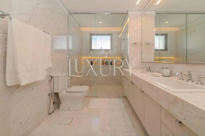 Apartamento com 3 suítes à venda em Moema, São Paulo, por R$ 9.700.000 Imagem 35