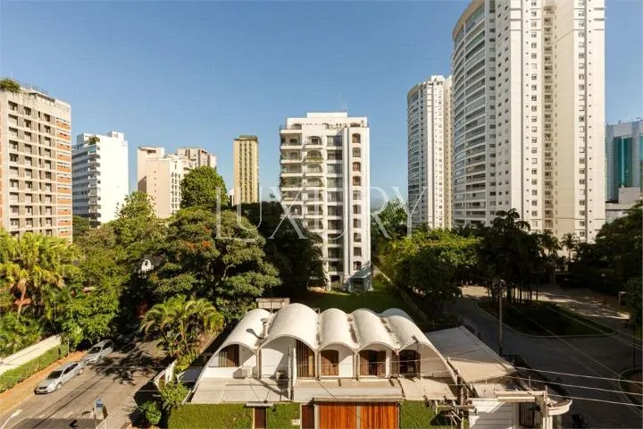 Apartamento com 3 suítes à venda em Alto de Pinheiros, São Paulo, por R$ 5.100.000 Imagem 10