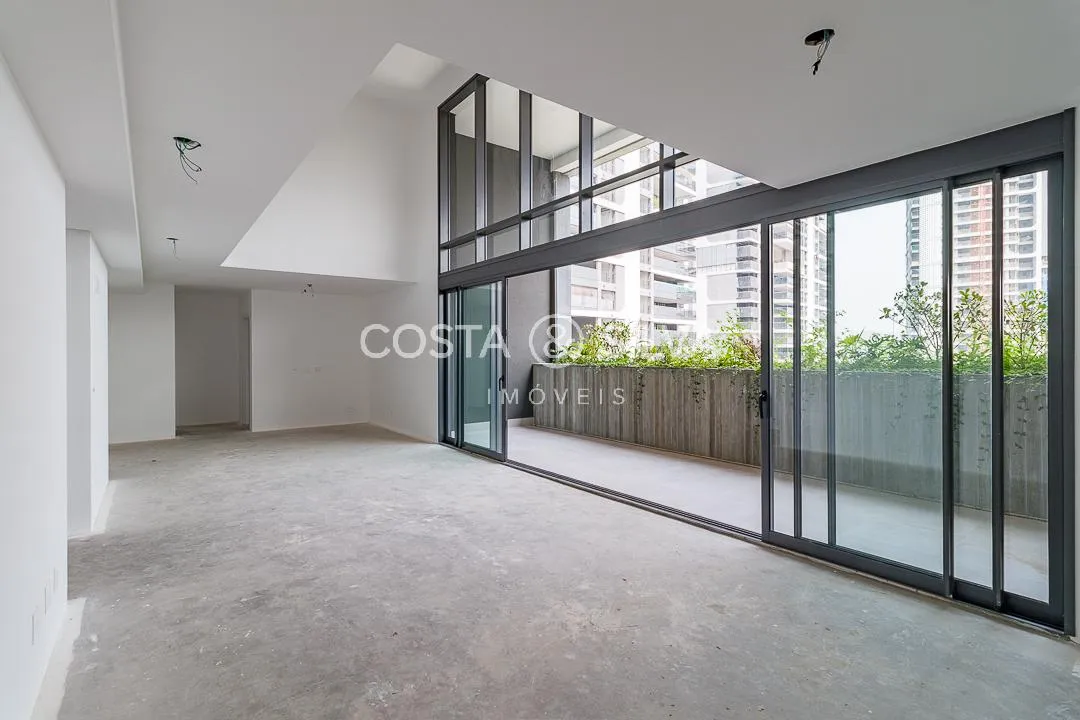 Apartamento com 4 suítes à venda em Panamby, São Paulo, por R$ 7.800.000 Imagem 2