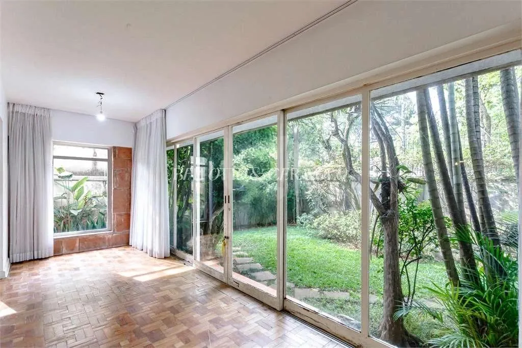 Casa com 2 suítes à venda em Jardim Europa, São Paulo, por R$ 14.500.000 Imagem 4