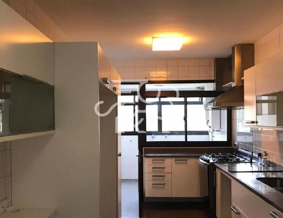 Apartamento com 3 suítes à venda em Real Parque, São Paulo, por R$ 1.820.000 Imagem 8