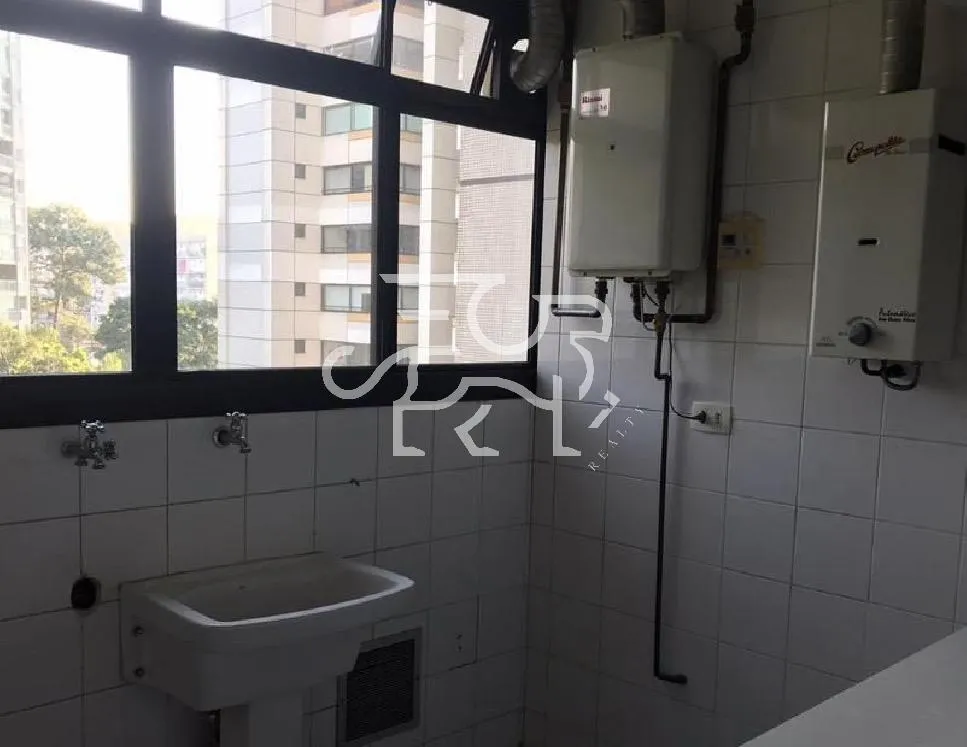 Apartamento com 3 suítes à venda em Real Parque, São Paulo, por R$ 1.820.000 Imagem 9