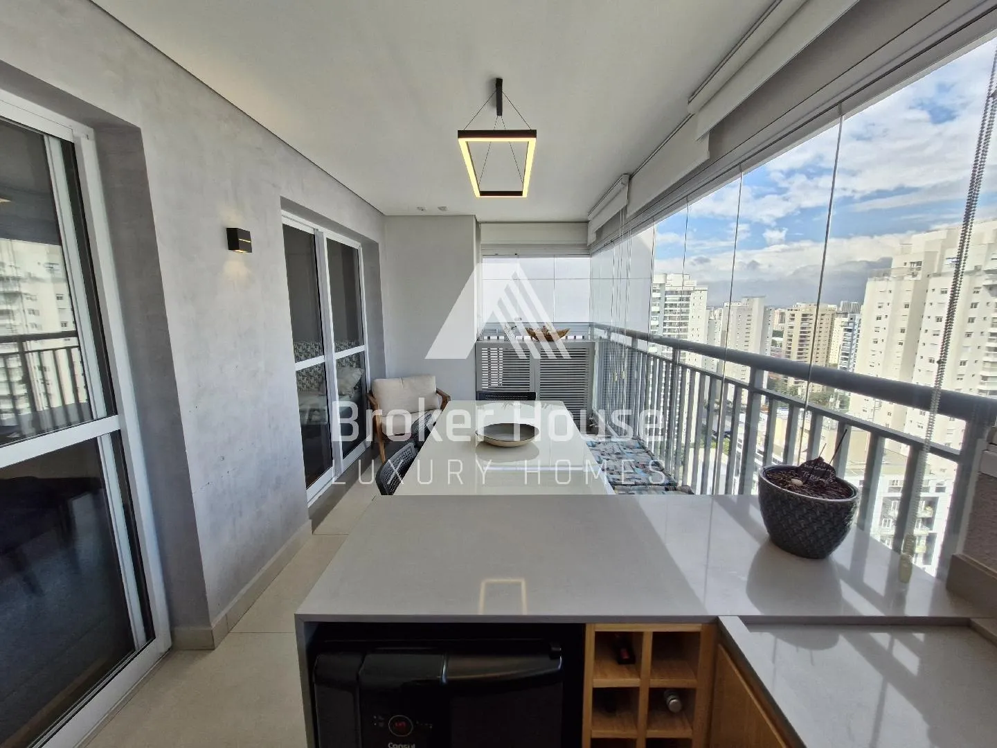 Apartamento com 1 suítes à venda em Alto da Boa Vista, São Paulo, por R$ 1.100.000 Imagem 2