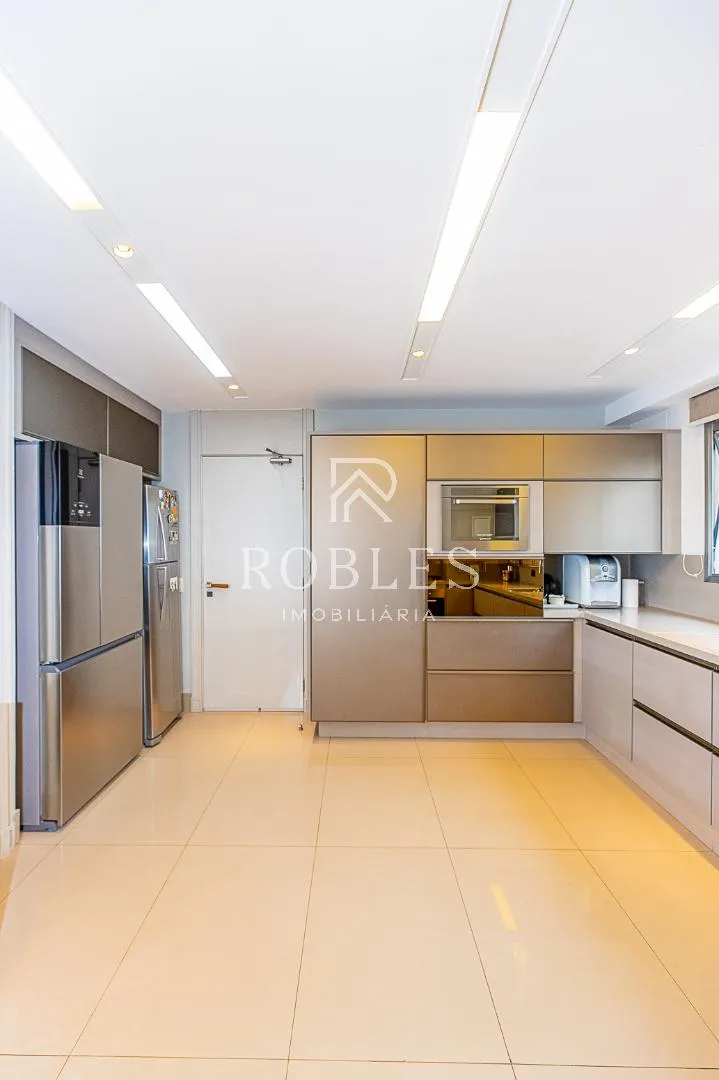 Apartamento com 3 suítes à venda em Campo Belo, São Paulo, por R$ 10.000.000 Imagem 42